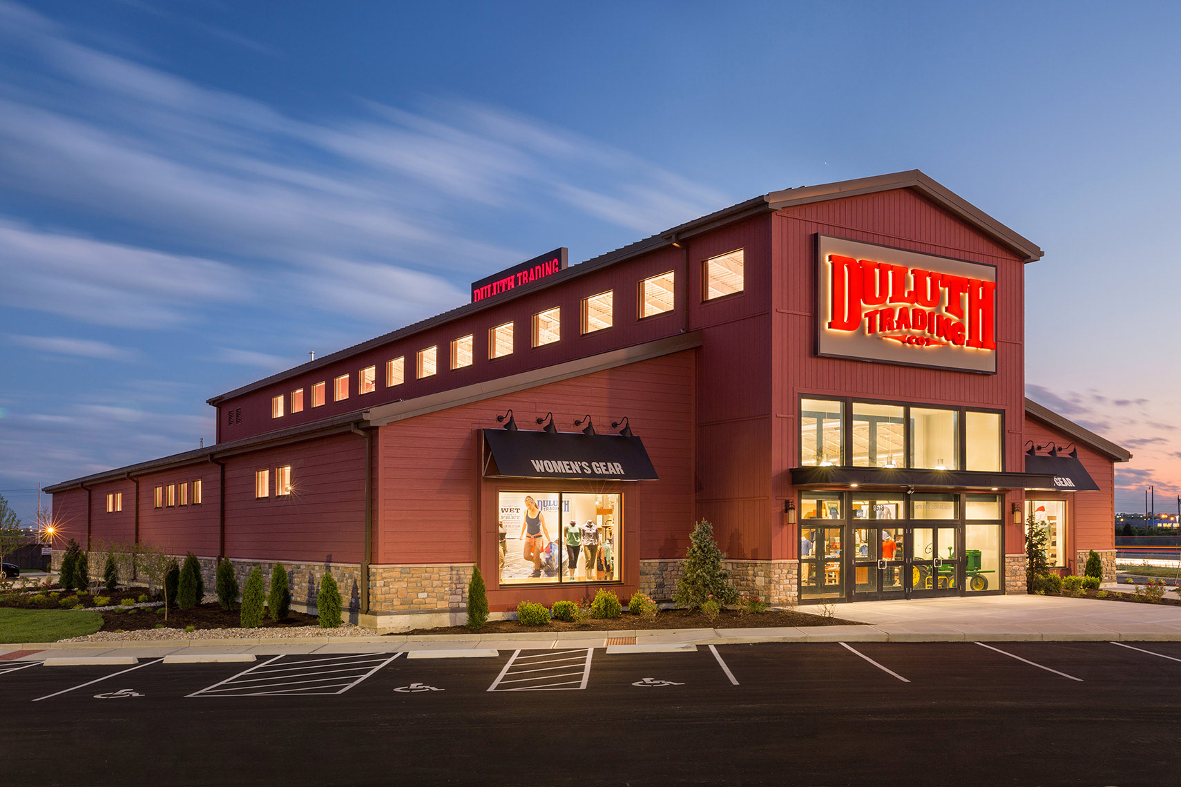Duluth Exterior Retail Architecture Photographer Cincinnati - Dayton